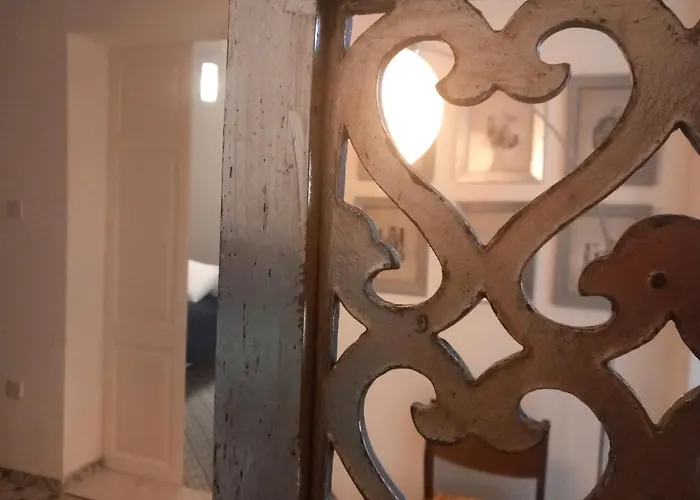 Door Nine -Townhouse With Harbour Views
